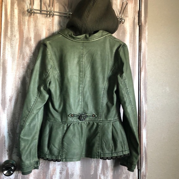 Montana Co Jacket - Picture 4 of 8